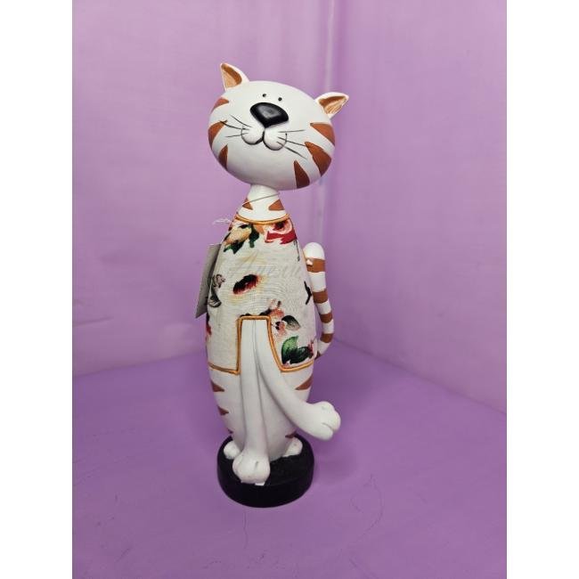 Дружелюбная кошка