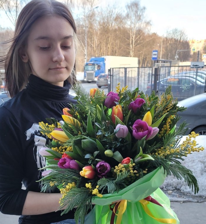 Букет с тюльпанами «Внимание» — доставка цветов 